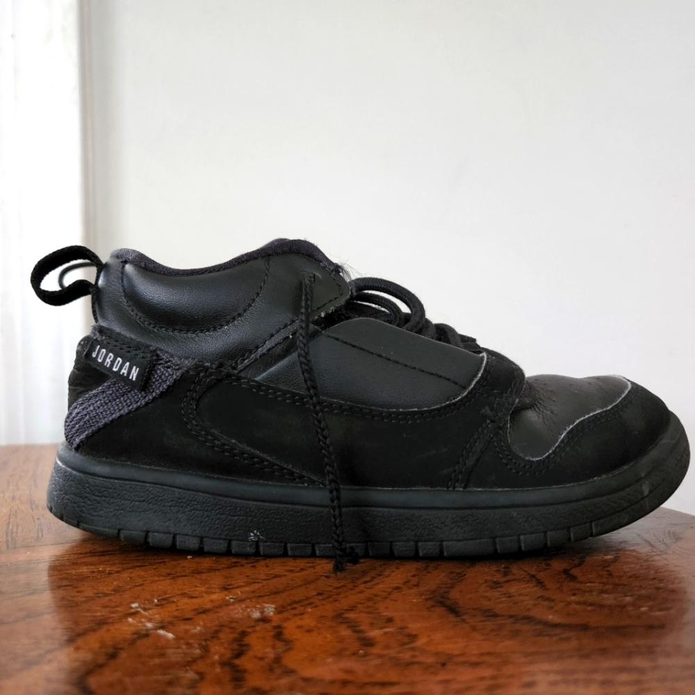 Boys jordans 13c